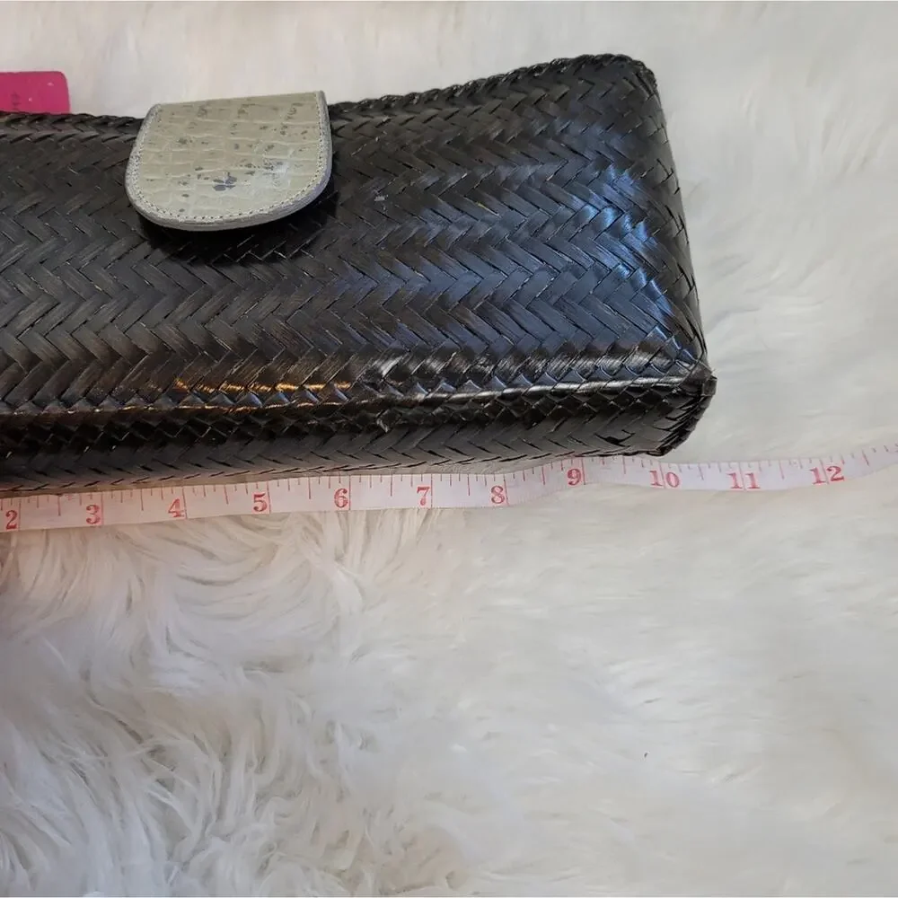 ARANAZ Handmade Filipino Woven Clutch w Metallic Embossed Magnetic Closure